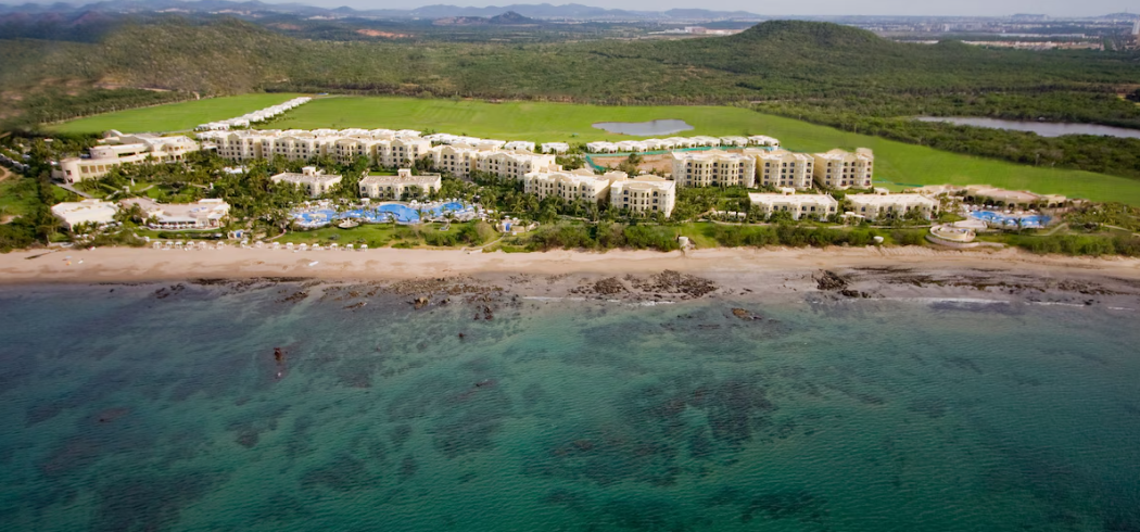 Pueblo Bonito Emerald Bay